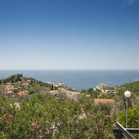 Blue Coast Villa
